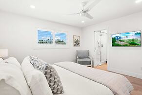 Dolphins and Dream Water Views Dock Your Boat