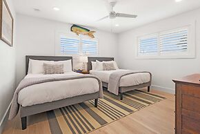 Dolphins and Dream Water Views Dock Your Boat