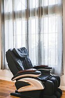 Bright Spacious Stay Near LA Top Attractions