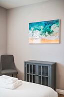 Bright Spacious Stay Near LA Top Attractions