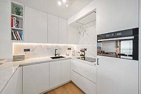 Luxury Sea View Apartment
