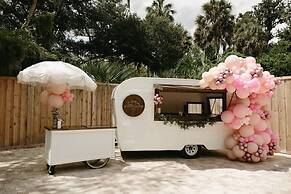 Stay in A Castle In St Augustine Hot Tub Fireplace