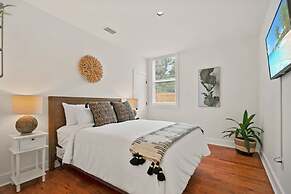 Stay in A Castle In St Augustine Hot Tub Fireplace