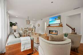 Stay in A Castle In St Augustine Hot Tub Fireplace