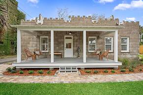 Stay in A Castle In St Augustine Hot Tub Fireplace