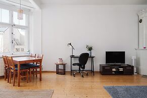 Vintage 1BR Apt in Kamppi