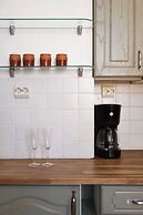 Vintage 1BR Apt in Kamppi