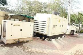 Kaura Hotel and Suites