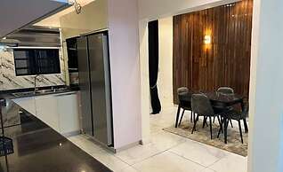 Emiez Apartment and Hotel