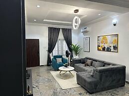 Emiez Apartment and Hotel