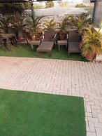 Emiez Apartment and Hotel