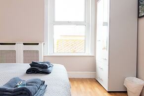 Thornbury Guest House Room 6