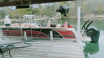 Beautiful Torch Lake House With Beach Access 2 Bedroom Home