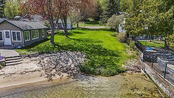 Beautiful Torch Lake House With Beach Access 2 Bedroom Home