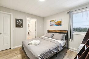 Beautiful Torch Lake House With Beach Access 2 Bedroom Home