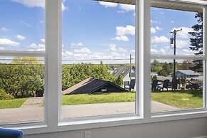 Beautiful Torch Lake House With Beach Access 2 Bedroom Home