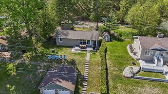 Beautiful Torch Lake House With Beach Access 2 Bedroom Home
