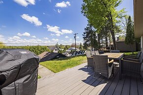 Beautiful Torch Lake House With Beach Access 2 Bedroom Home