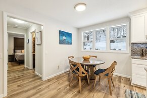 Beautiful Torch Lake House With Beach Access 2 Bedroom Home