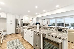 Beautiful Torch Lake House With Beach Access 2 Bedroom Home