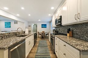 Beautiful Torch Lake House With Beach Access 2 Bedroom Home