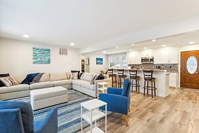 Beautiful Torch Lake House With Beach Access 2 Bedroom Home