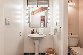 The Blue Pentagon 3 Bedroom Home