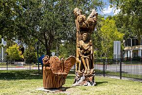 The Blue Pentagon 3 Bedroom Home