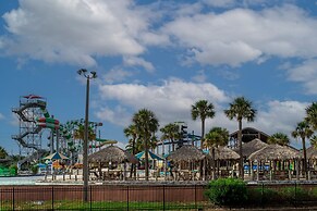 The Blue Pentagon 3 Bedroom Home