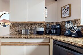 The Blue Pentagon 3 Bedroom Home