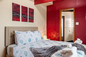 The Blue Pentagon 3 Bedroom Home