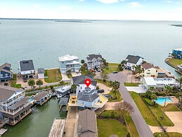 The Blue Pentagon 3 Bedroom Home