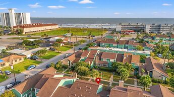 Mermaids Oasis 3 Bedroom Townhouse