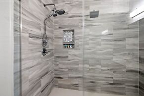 Nina's Place 4 Bedroom Home