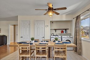 Blue Crab Bayou Cottage 2 Bedroom Home