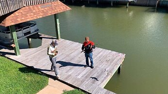 Blue Crab Bayou Cottage 2 Bedroom Home