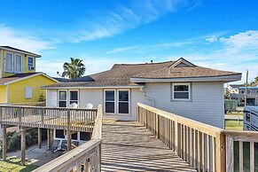 Blue Crab Bayou Cottage 2 Bedroom Home