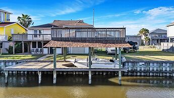 Blue Crab Bayou Cottage 2 Bedroom Home