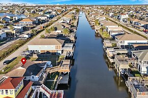 Blue Crab Bayou Cottage 2 Bedroom Home