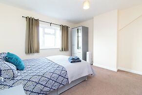 Thornbury Guest House Room 8