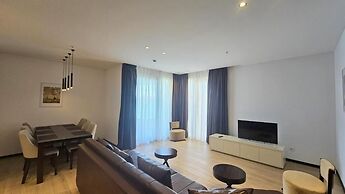 Royalis Suites