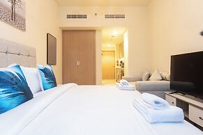 Chic Studio Retreat in Meydan City