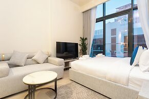 Chic Studio Retreat in Meydan City