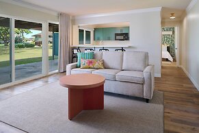 Royal Lahaina Bungalows & Spa