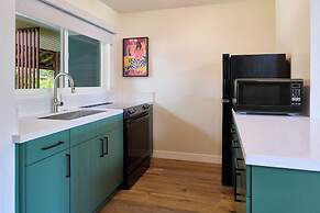 Royal Lahaina Bungalows & Spa