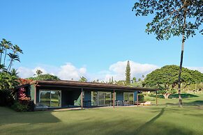 Royal Lahaina Bungalows & Spa