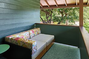 Royal Lahaina Bungalows & Spa