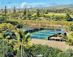 Royal Lahaina Bungalows & Spa