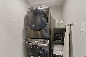 Luxury Roofdeck Retreat 4-bdrm Near Penn Chop