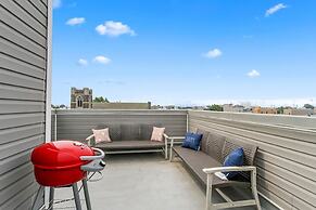 Luxury Roofdeck Retreat 4-bdrm Near Penn Chop